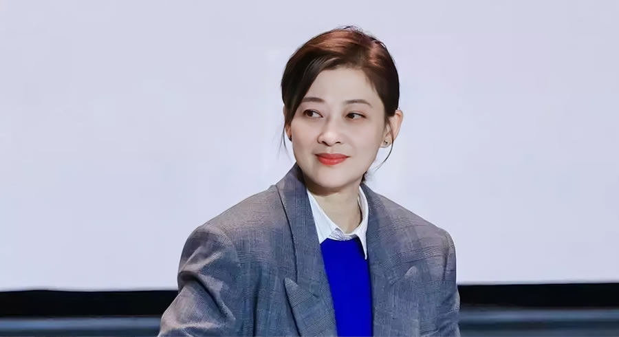 从影后到国际评委，梅婷的逆袭不正是娱乐圈